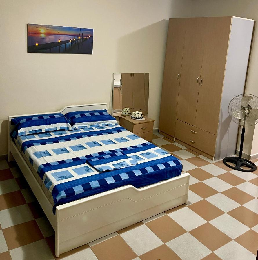 Lovely Studio Apartment Beachfront Durrës Eksteriør bilde